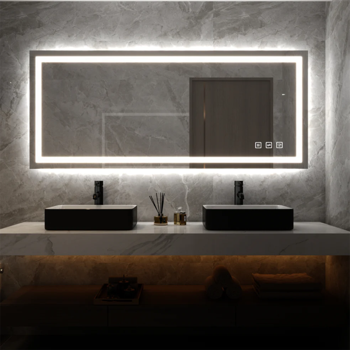 Gương đèn LED cảm ứng trong nhà tắm hiện đại.

Nguồn: toolkiss.com