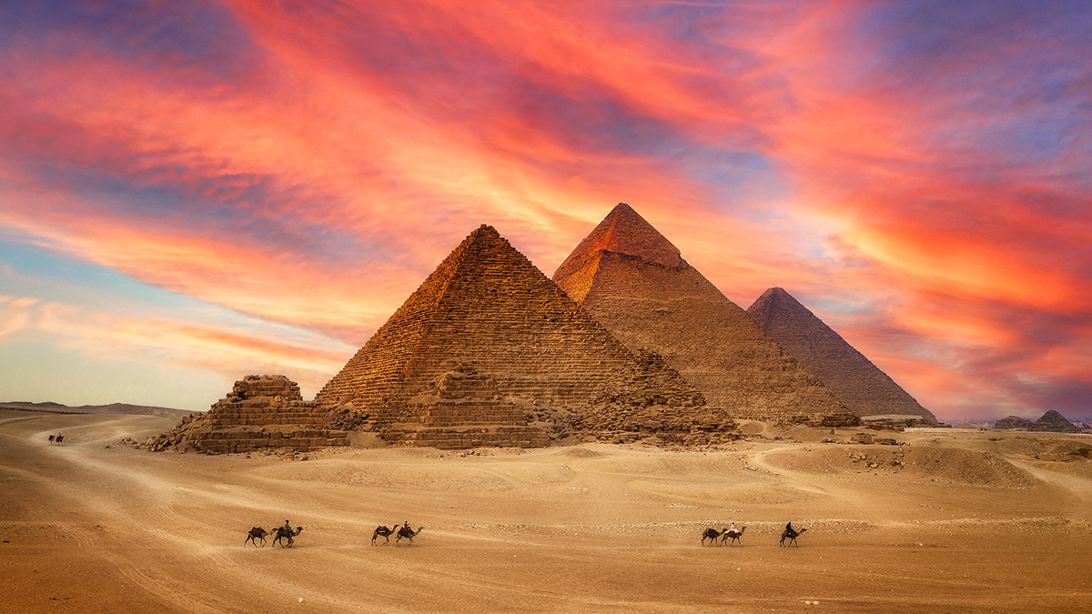 Hình khối tam giác Kim tự tháp cổ đại ở Ai Cập.

Nguồn: livescience