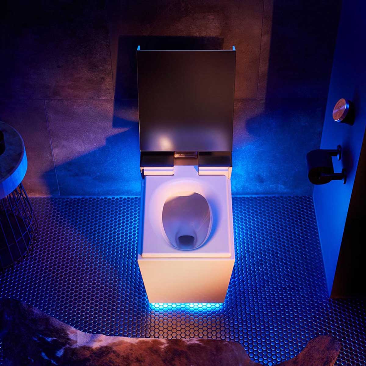 Toilet cảm biến tự động bằng giọng nói.

Nguồn: Kohler smart home
