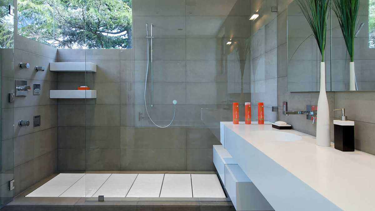 Phòng tắm hiện đại kết hợp sử dụng thảm Tatami. Nguồn: reviewjournal