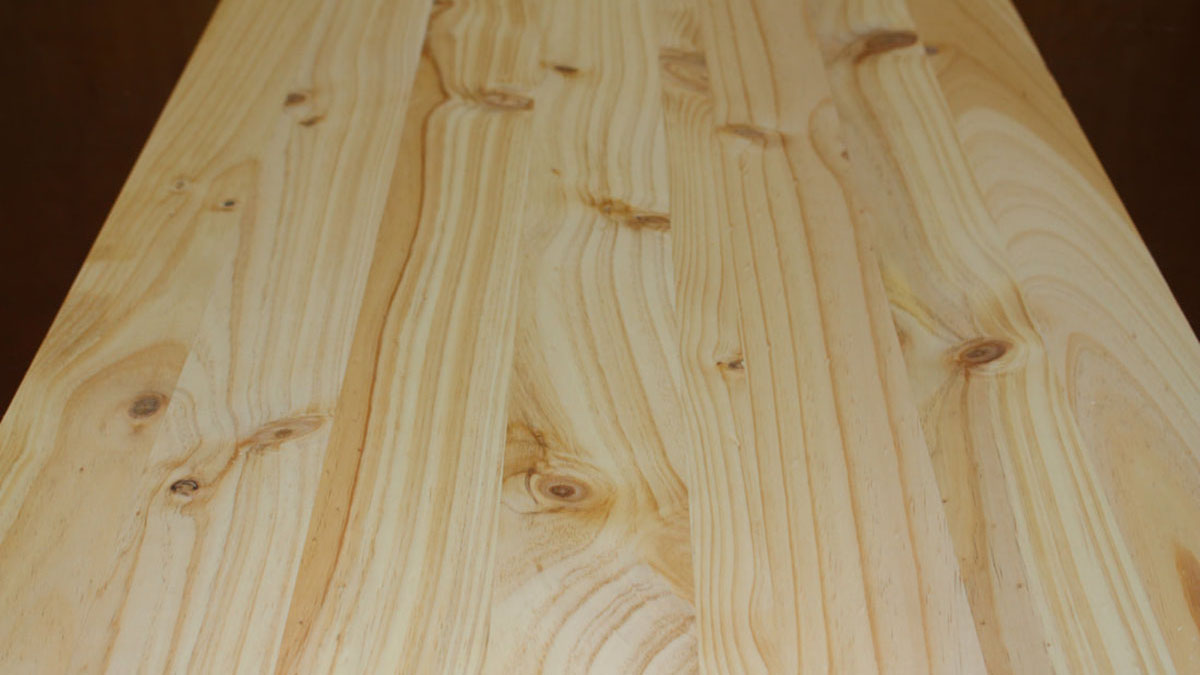 Mắt gỗ tự nhiên giảm tính thẩm mỹ nội thất sàn gỗ. Nguồn: goghepthanh