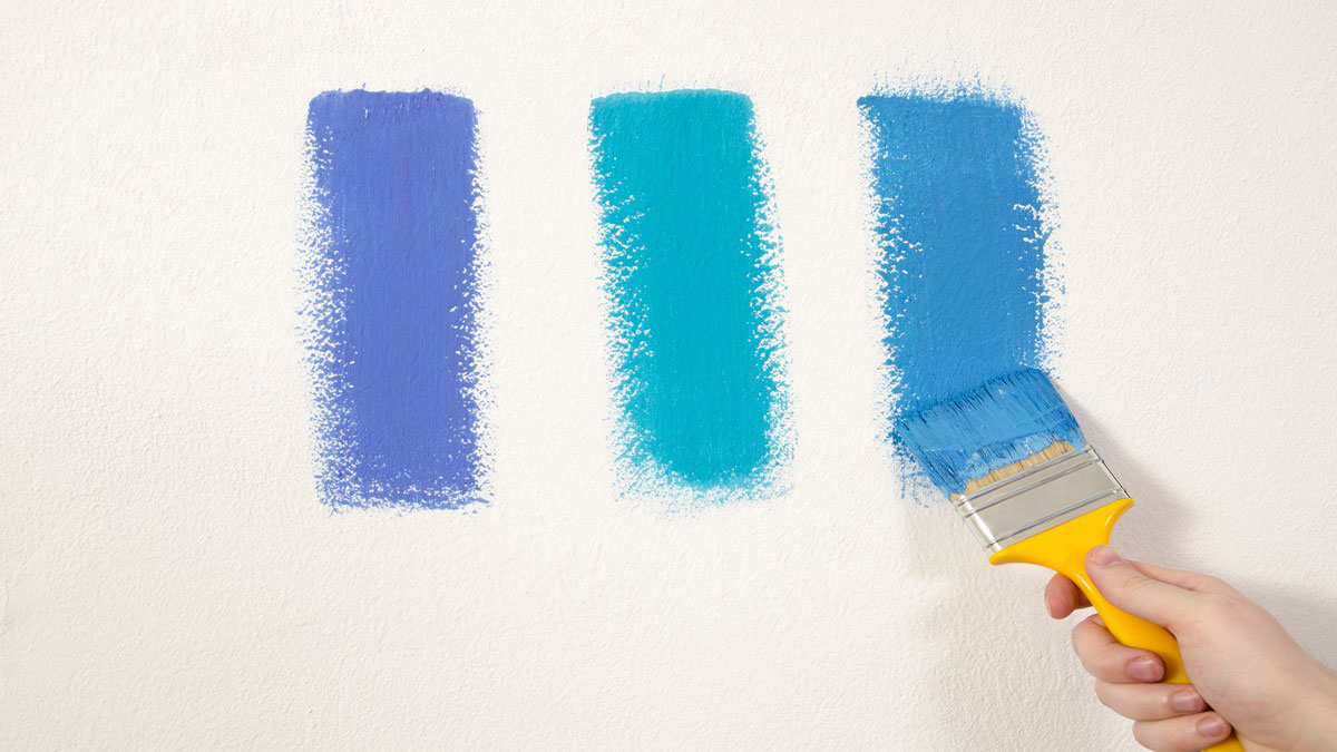 Kiểm tra màu sắc của sơn trước khi sơn tường. Nguồn: 21oak